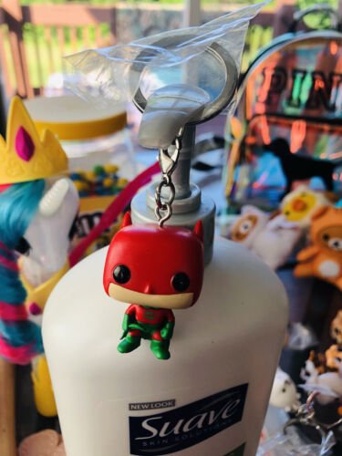 Funko Pop Christmas Batman – Keychain Funko Pop Christmas Batman – Keychain