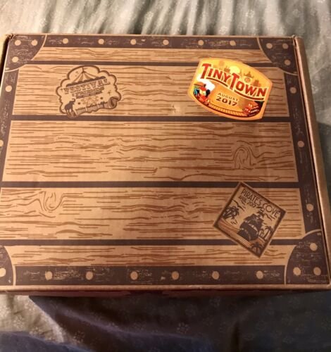 Funko Pop Disney Treasures Tiny Town